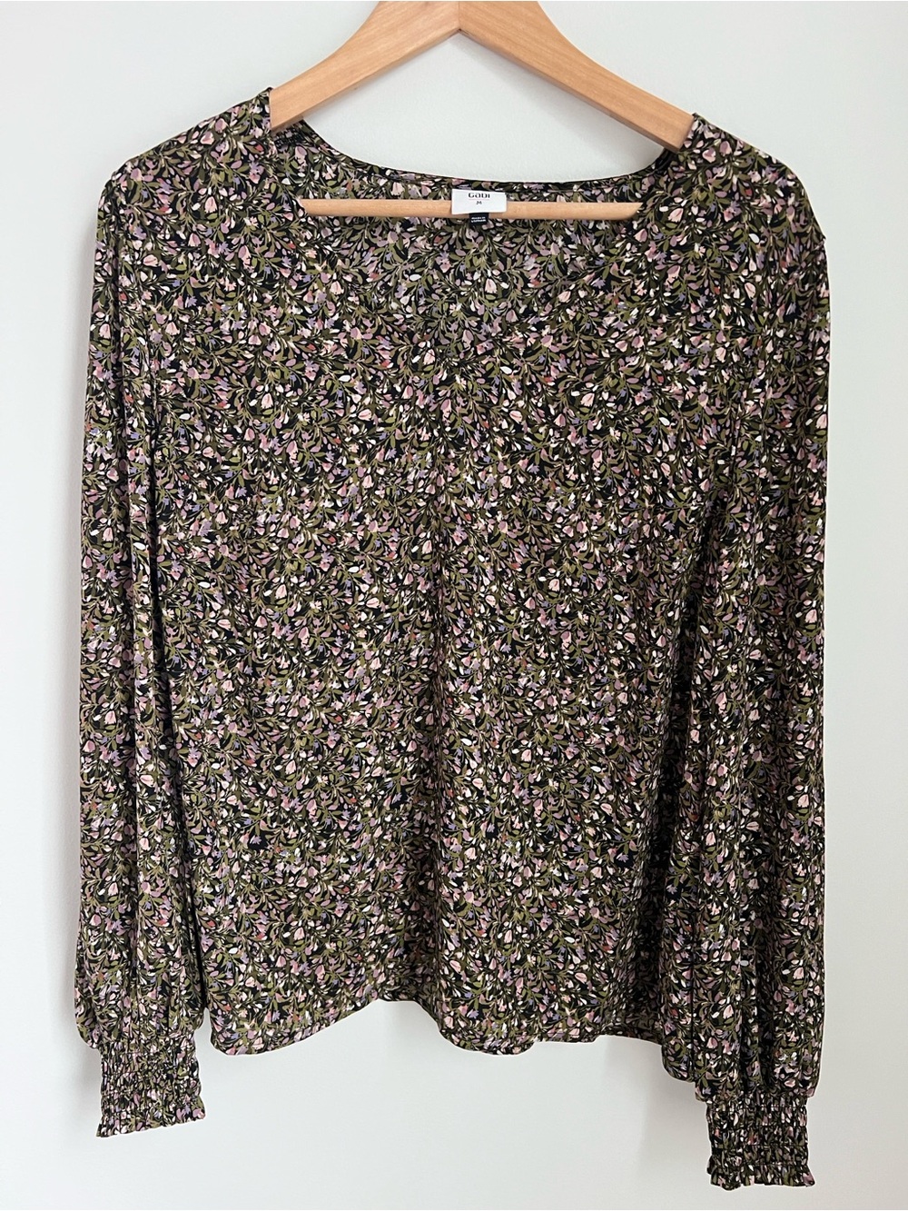 CAbi | Olive Green Floral Long-Sleeve Tee with Pink Accents #4261 Size M